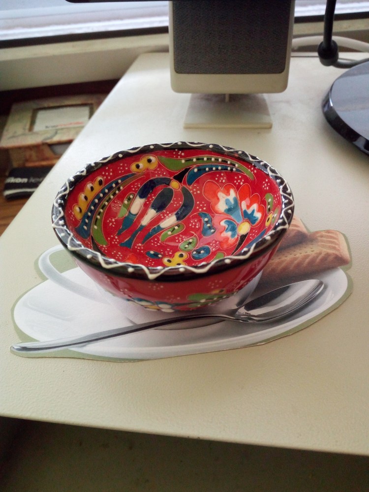 Cup Saucer Bowl Optical Illusion