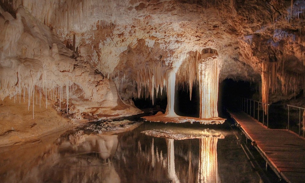 Jenolan Caves NSW 10